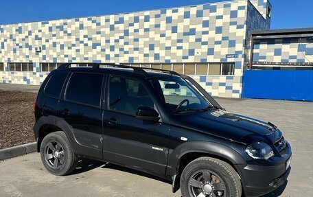 Chevrolet Niva I рестайлинг, 2016 год, 750 000 рублей, 4 фотография