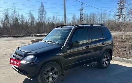 Chevrolet Niva I рестайлинг, 2016 год, 750 000 рублей, 5 фотография