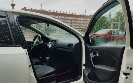Volkswagen Polo VI (EU Market), 2012 год, 650 000 рублей, 4 фотография