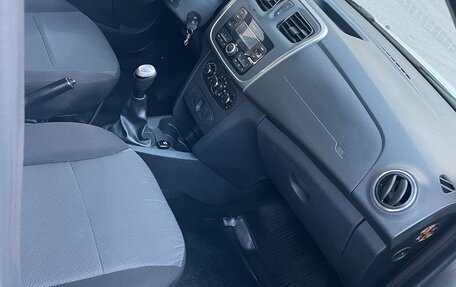 Renault Logan II, 2021 год, 998 000 рублей, 21 фотография