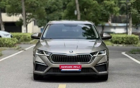 Skoda Octavia IV, 2022 год, 2 000 035 рублей, 2 фотография