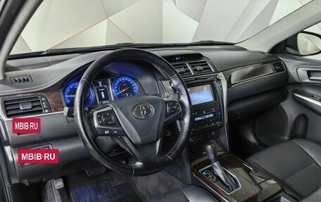 Toyota Camry, 2016 год, 1 983 000 рублей, 15 фотография