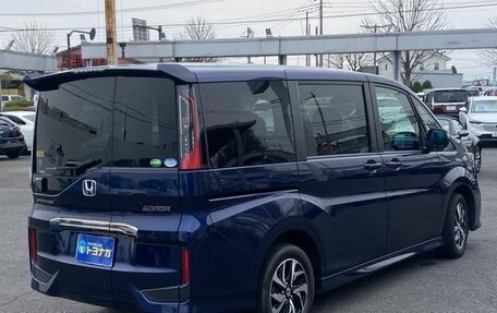 Honda Stepwgn IV, 2018 год, 1 690 000 рублей, 8 фотография