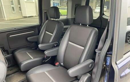 Honda Stepwgn IV, 2018 год, 1 690 000 рублей, 20 фотография
