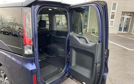 Honda Stepwgn IV, 2018 год, 1 690 000 рублей, 21 фотография
