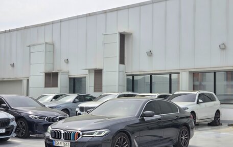 BMW 5 серия, 2022 год, 3 760 000 рублей, 2 фотография