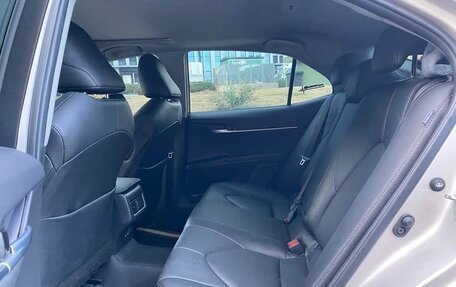 Toyota Camry, 2021 год, 2 356 000 рублей, 10 фотография