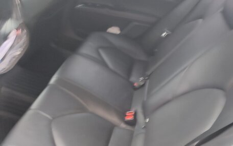 Toyota Camry, 2018 год, 2 300 000 рублей, 8 фотография
