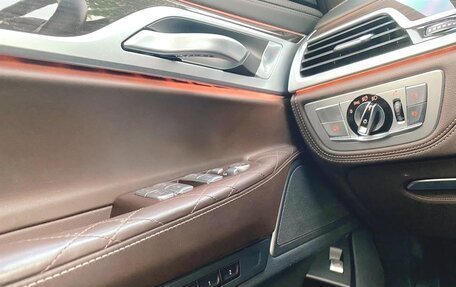BMW 7 серия, 2020 год, 4 790 000 рублей, 17 фотография