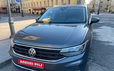 Volkswagen Tiguan II, 2021 год, 3 000 000 рублей, 1 фотография