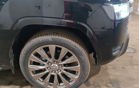 Toyota Land Cruiser, 2023 год, 10 400 000 рублей, 10 фотография