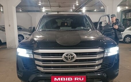 Toyota Land Cruiser, 2023 год, 10 400 000 рублей, 2 фотография