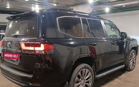 Toyota Land Cruiser, 2023 год, 10 400 000 рублей, 7 фотография