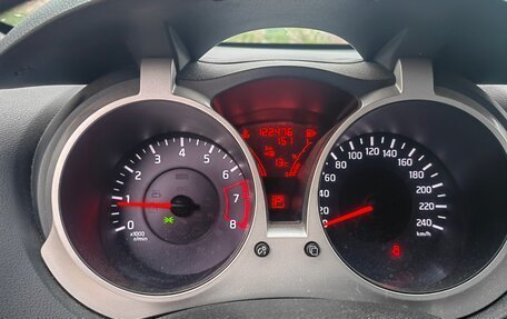 Nissan Juke II, 2012 год, 900 000 рублей, 6 фотография