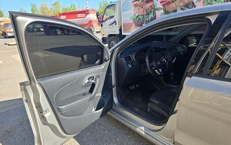 Volkswagen Polo VI (EU Market), 2018 год, 1 050 000 рублей, 5 фотография