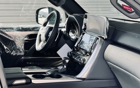 Lexus LX, 2024 год, 21 000 000 рублей, 11 фотография