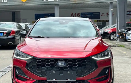 Ford Focus IV, 2022 год, 1 700 000 рублей, 2 фотография
