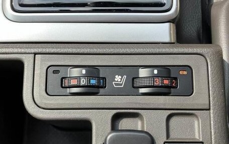 Toyota Land Cruiser Prado 150 рестайлинг 2, 2022 год, 3 720 000 рублей, 15 фотография