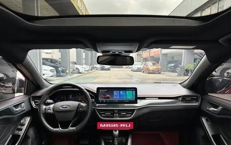 Ford Focus IV, 2022 год, 1 700 000 рублей, 15 фотография