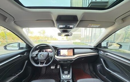 Skoda Octavia IV, 2022 год, 1 630 100 рублей, 8 фотография