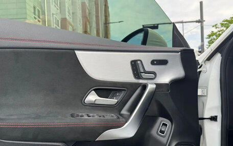 Mercedes-Benz CLA, 2020 год, 2 200 000 рублей, 11 фотография