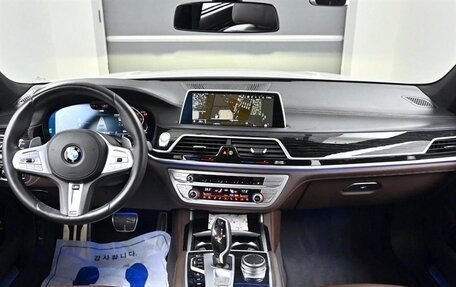 BMW 7 серия, 2020 год, 4 980 000 рублей, 9 фотография