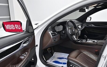 BMW 7 серия, 2020 год, 4 980 000 рублей, 8 фотография