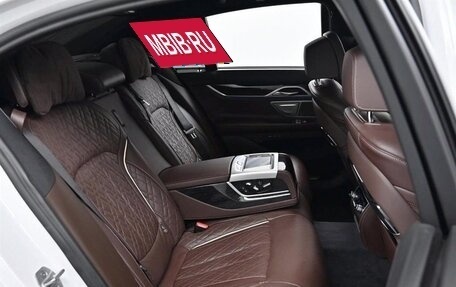 BMW 7 серия, 2020 год, 4 980 000 рублей, 11 фотография