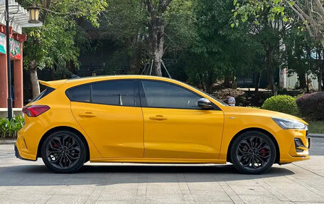 Ford Focus IV, 2022 год, 1 600 000 рублей, 10 фотография