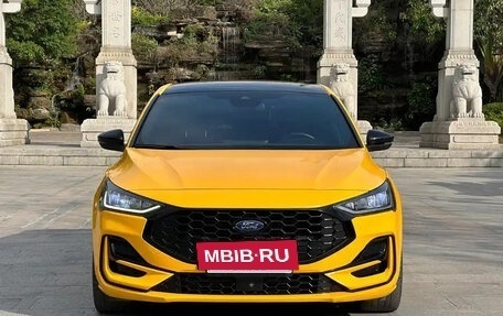 Ford Focus IV, 2022 год, 1 600 000 рублей, 2 фотография