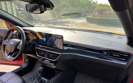 Ford Focus IV, 2022 год, 1 600 000 рублей, 16 фотография