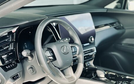 Lexus RX IV рестайлинг, 2024 год, 11 700 000 рублей, 10 фотография