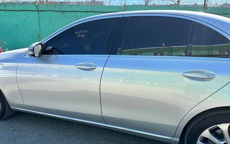Mercedes-Benz E-Класс, 2019 год, 3 990 000 рублей, 4 фотография