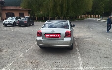Toyota Avensis III рестайлинг, 2005 год, 720 000 рублей, 7 фотография