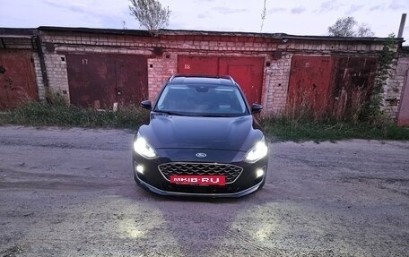 Ford Focus IV, 2019 год, 1 950 000 рублей, 3 фотография