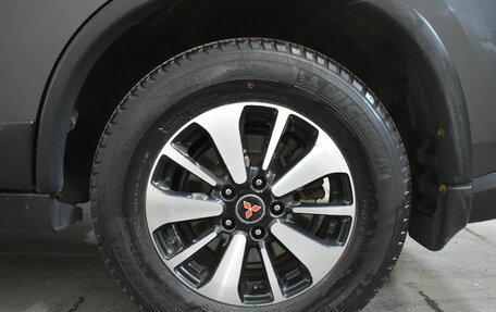Mitsubishi Outlander III рестайлинг 3, 2018 год, 1 549 000 рублей, 16 фотография