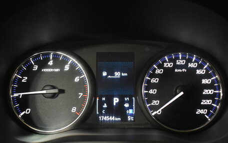 Mitsubishi Outlander III рестайлинг 3, 2018 год, 1 549 000 рублей, 17 фотография
