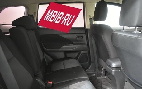 Mitsubishi Outlander III рестайлинг 3, 2018 год, 1 549 000 рублей, 13 фотография