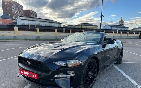 Ford Mustang VI рестайлинг, 2017 год, 3 049 000 рублей, 8 фотография