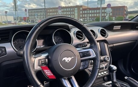 Ford Mustang VI рестайлинг, 2017 год, 3 049 000 рублей, 14 фотография