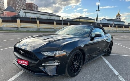Ford Mustang VI рестайлинг, 2017 год, 3 049 000 рублей, 2 фотография