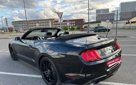 Ford Mustang VI рестайлинг, 2017 год, 3 049 000 рублей, 9 фотография
