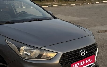 Hyundai Solaris II рестайлинг, 2018 год, 1 180 000 рублей, 9 фотография