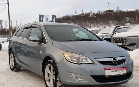 Opel Astra J, 2012 год, 559 000 рублей, 2 фотография