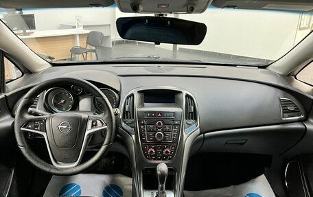 Opel Astra J, 2012 год, 559 000 рублей, 11 фотография