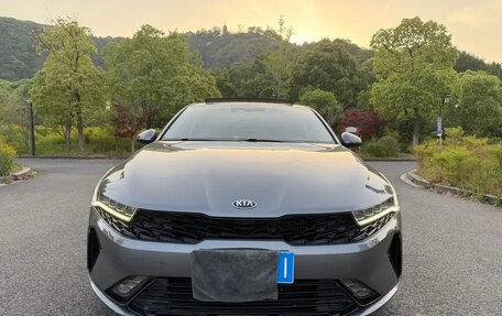 KIA K5, 2020 год, 1 610 000 рублей, 2 фотография