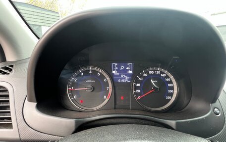 Hyundai Solaris II рестайлинг, 2015 год, 935 000 рублей, 17 фотография