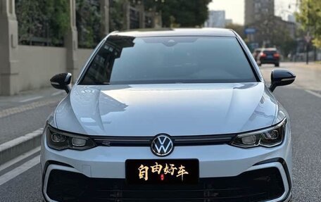 Volkswagen Golf VIII, 2021 год, 1 600 000 рублей, 2 фотография