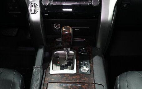 Toyota Land Cruiser 200, 2012 год, 3 380 000 рублей, 22 фотография