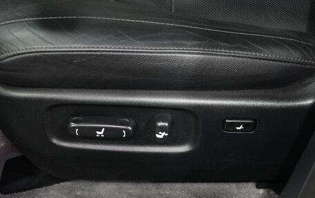 Toyota Land Cruiser 200, 2012 год, 3 380 000 рублей, 15 фотография